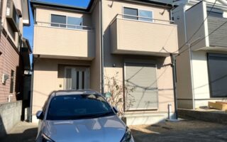 Walking distance to train station / No Tatami house